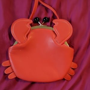 🎉 MOVING SALE🎉 adorable red crab shaped purse!